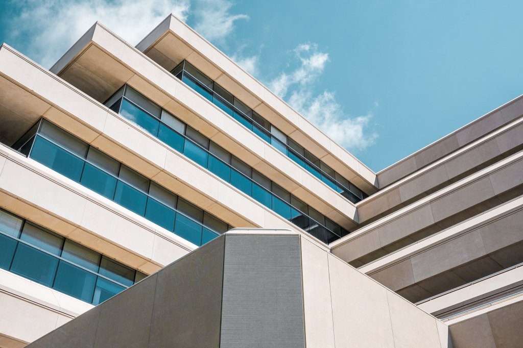 عقار ديل هي أول منصة عقارية متخصصة في سوريا